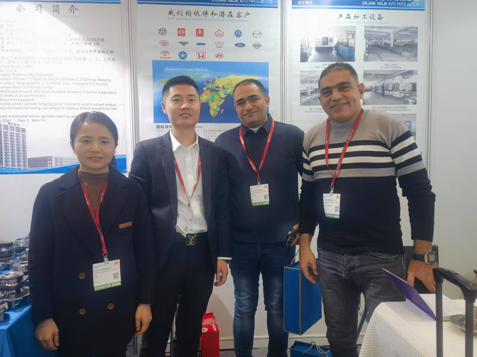 Đưa thế giới lại với nhau - Lòng biết ơn đối với các đối tác toàn cầu của chúng tôi